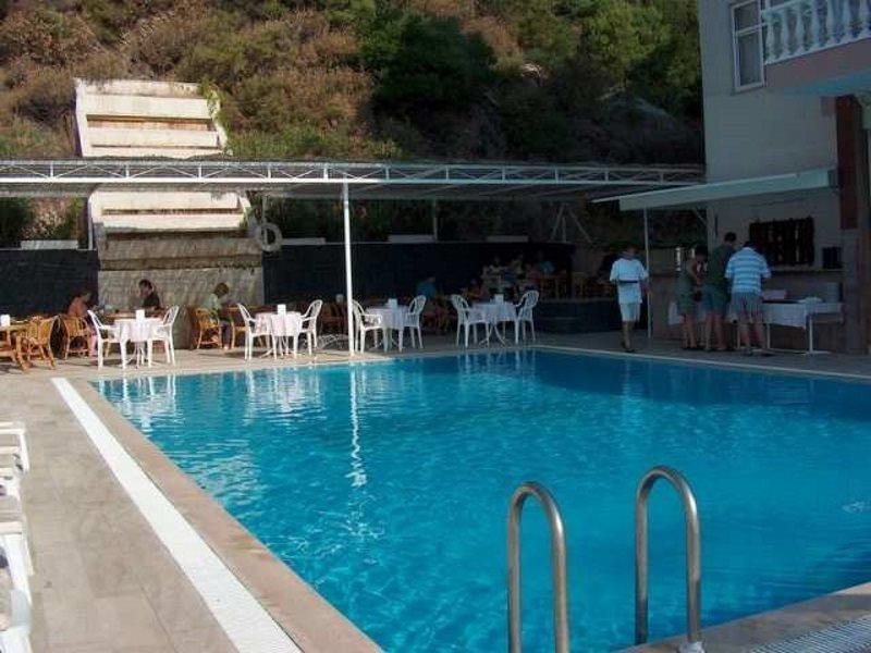 Kavala Hotel 투룬치 외부 사진